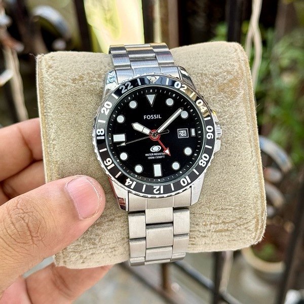 FOSSIL GMT SILVER BLACK 
WATCH FOR MEN