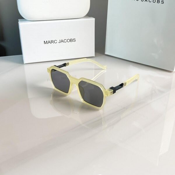 Marc Jacobs 5089